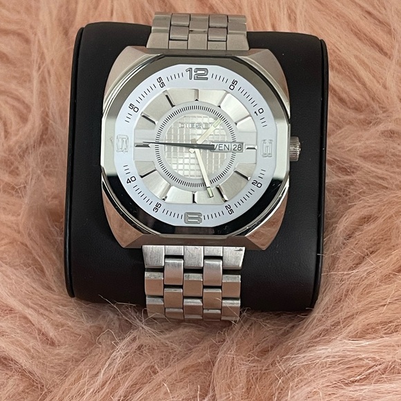 Men’s watch - Picture 1 of 5